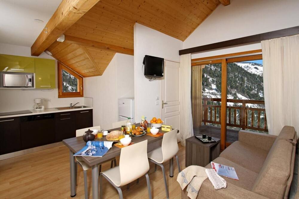 Photo of Livingroom in Chantemerle