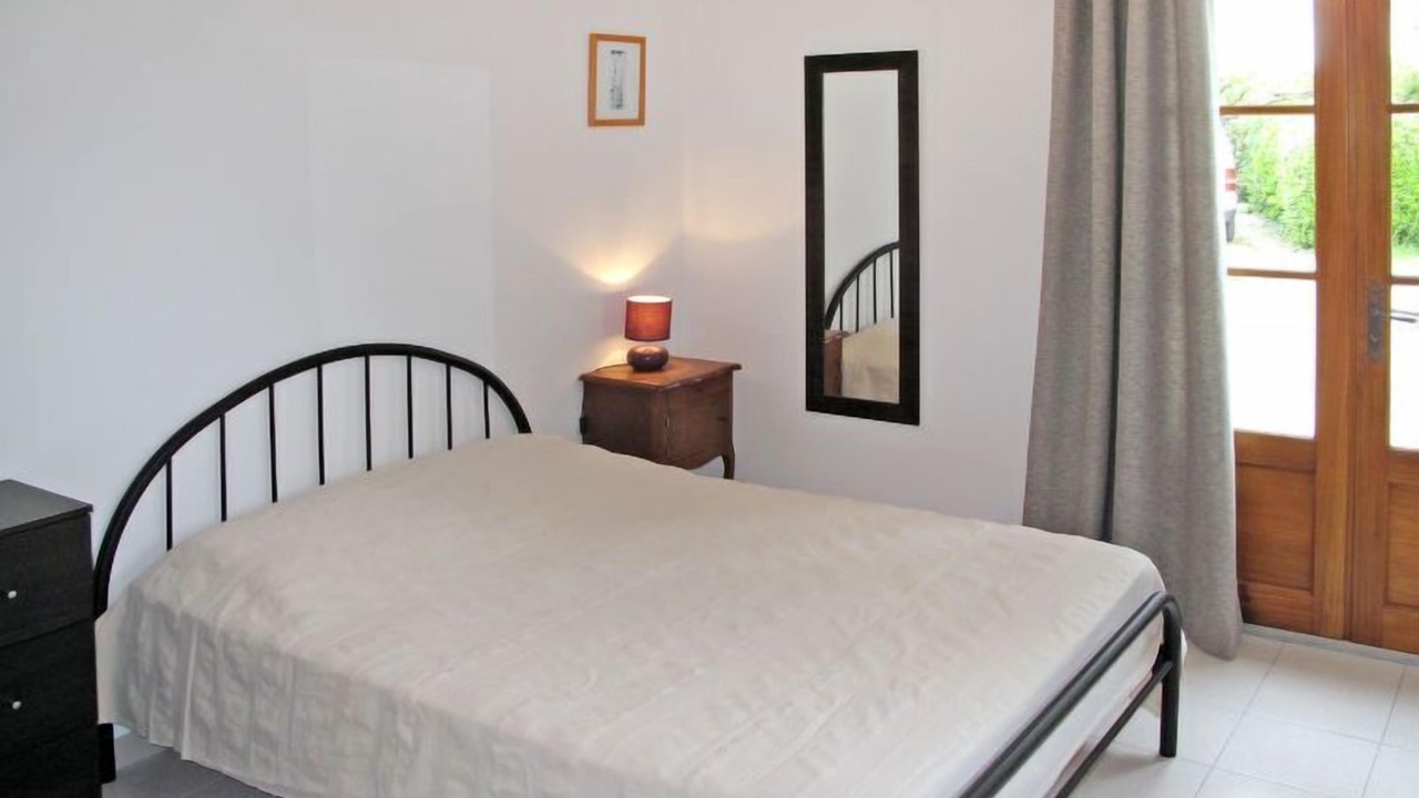 Photo of Bedroom in Velleron