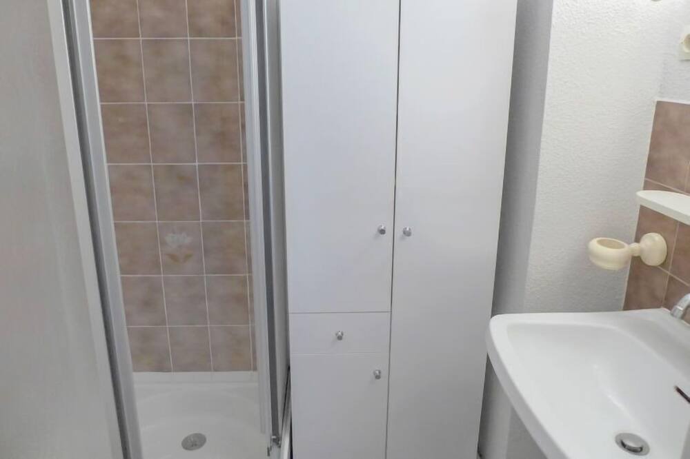 Photo of Bathroom in Six-Fours-les-Plages