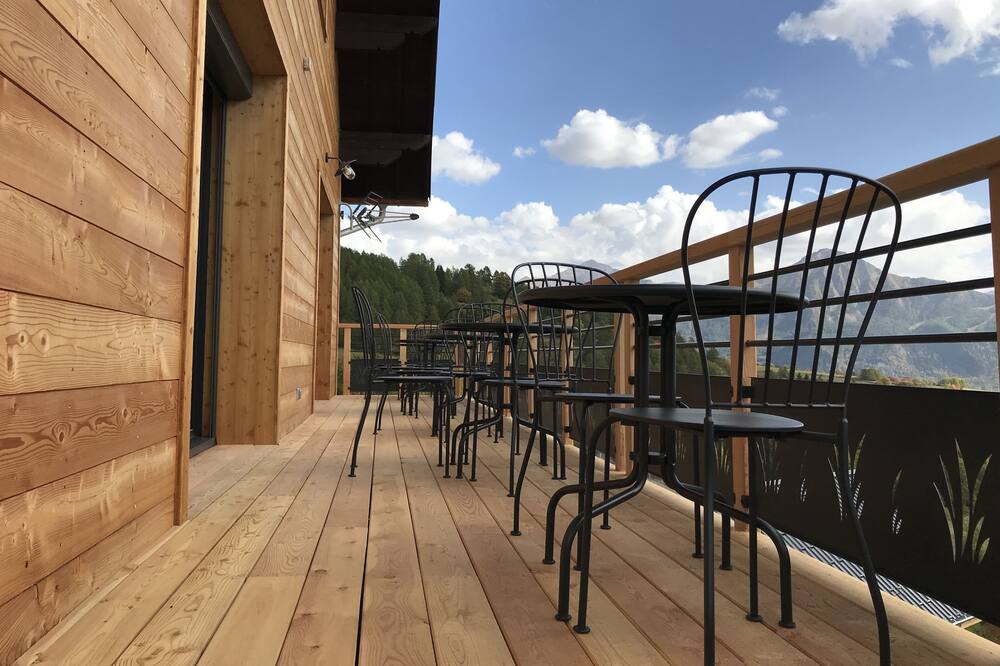 Photo of Patio Balcony in Saint-Michel-de-Chaillol