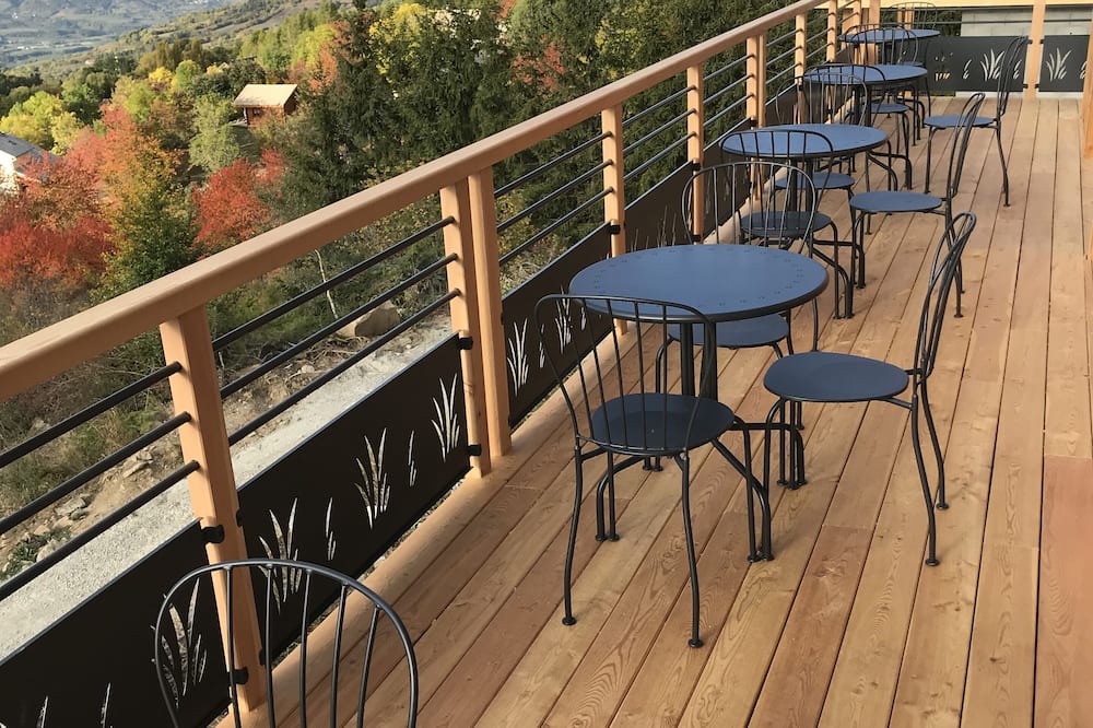 Photo of Patio Balcony in Saint-Michel-de-Chaillol
