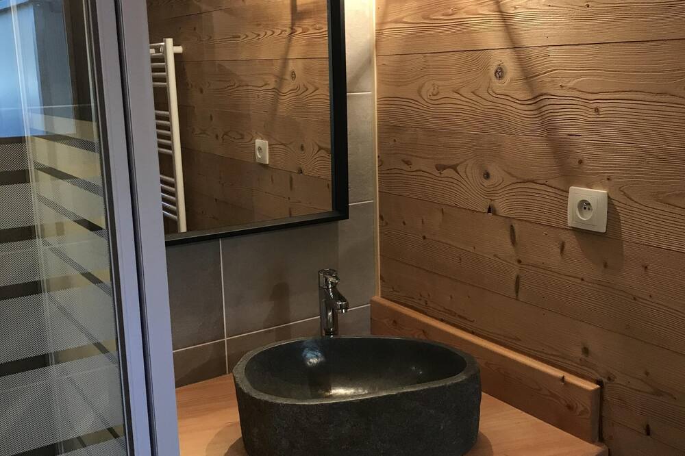 Photo of Bathroom in Saint-Michel-de-Chaillol