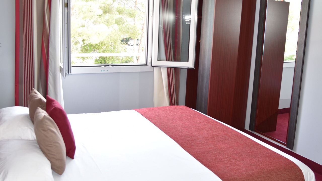 Photo of Bedroom in Saint-Jean-de-Vedas