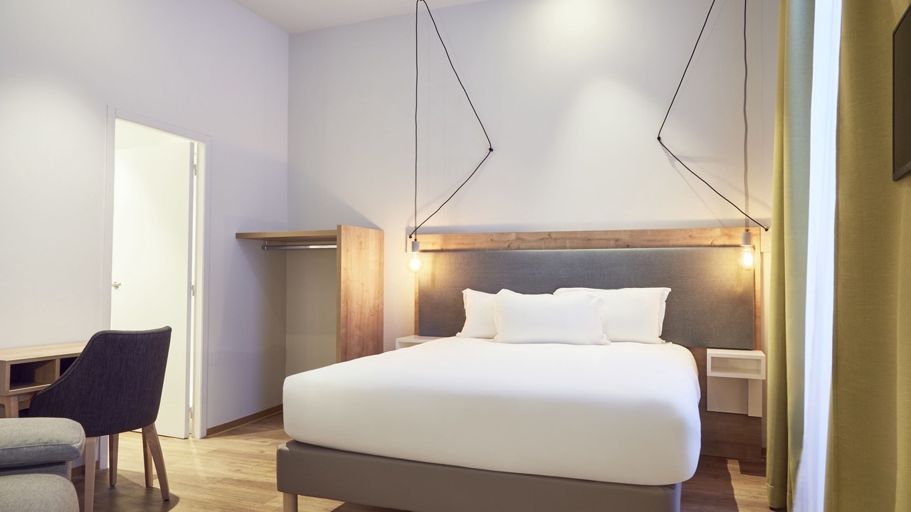 Photo of Bedroom in Palais de justice