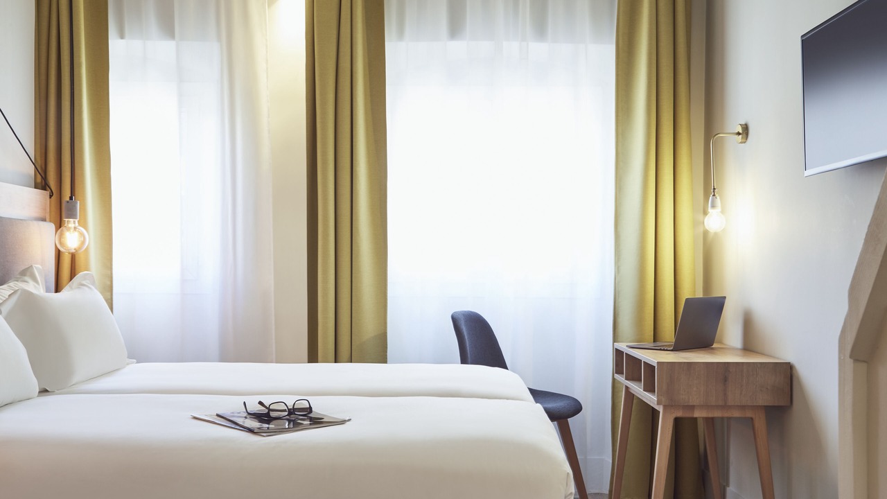 Photo of Bedroom in Palais de justice