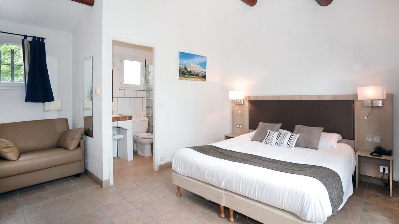 Photo of Bedroom in Rousset