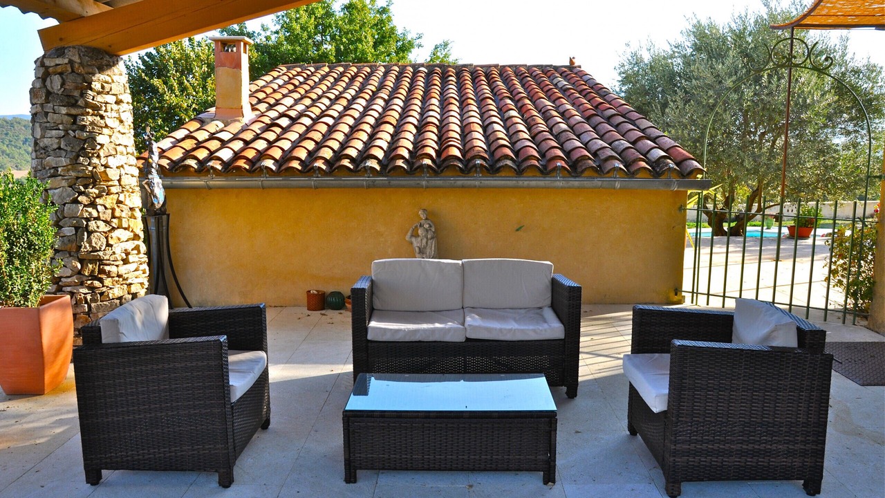 Photo of Patio Balcony in Saint-Martin-de-Castillon