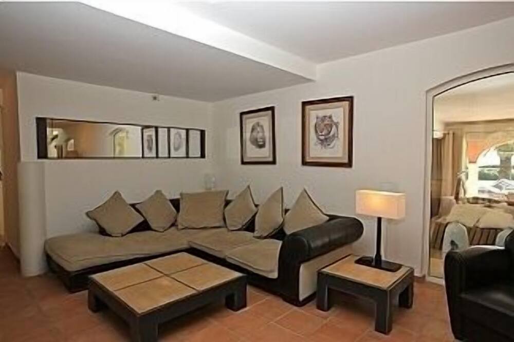 Photo of Livingroom in Guerrevieille