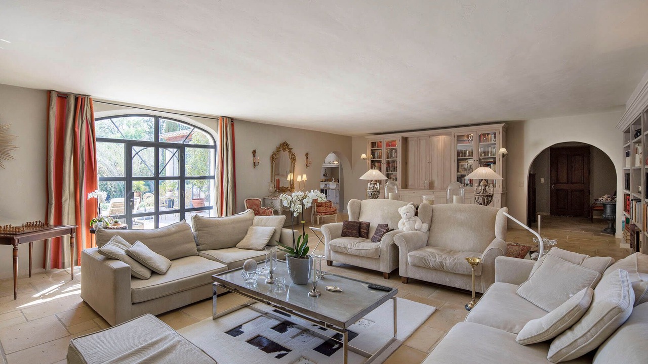 Photo of Livingroom in Maillane