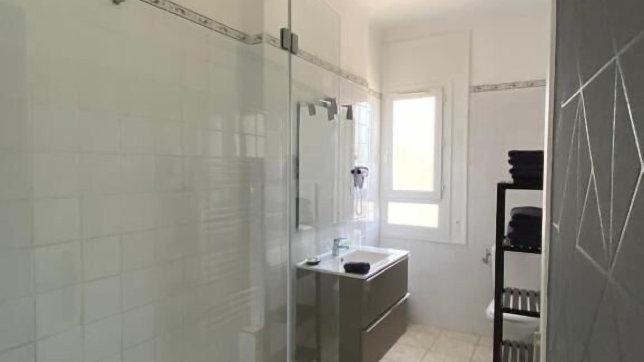 Photo of Bathroom in Hyeres