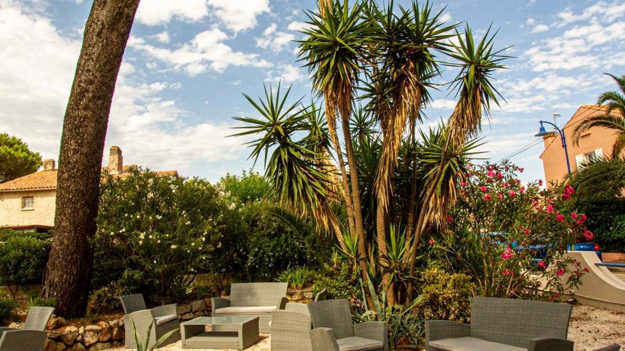 Photo of Outdoor in Hyeres