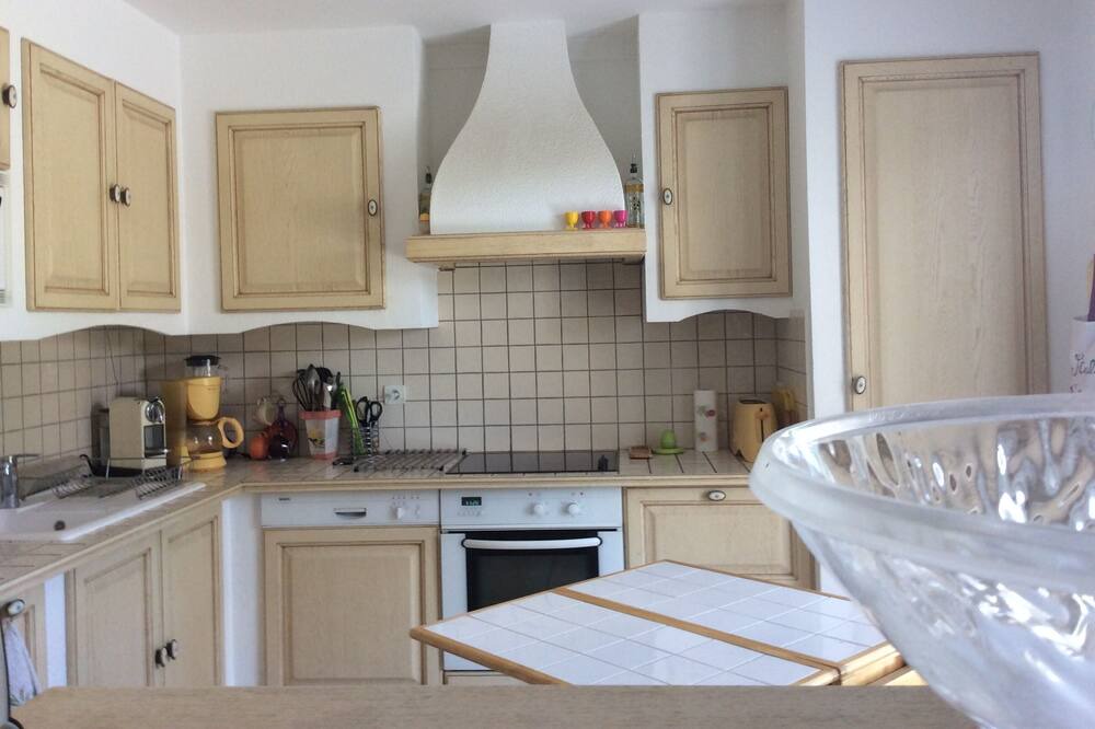 Photo of Kitchen in Molleges
