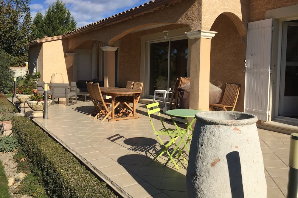 Photo of Patio Balcony in Molleges