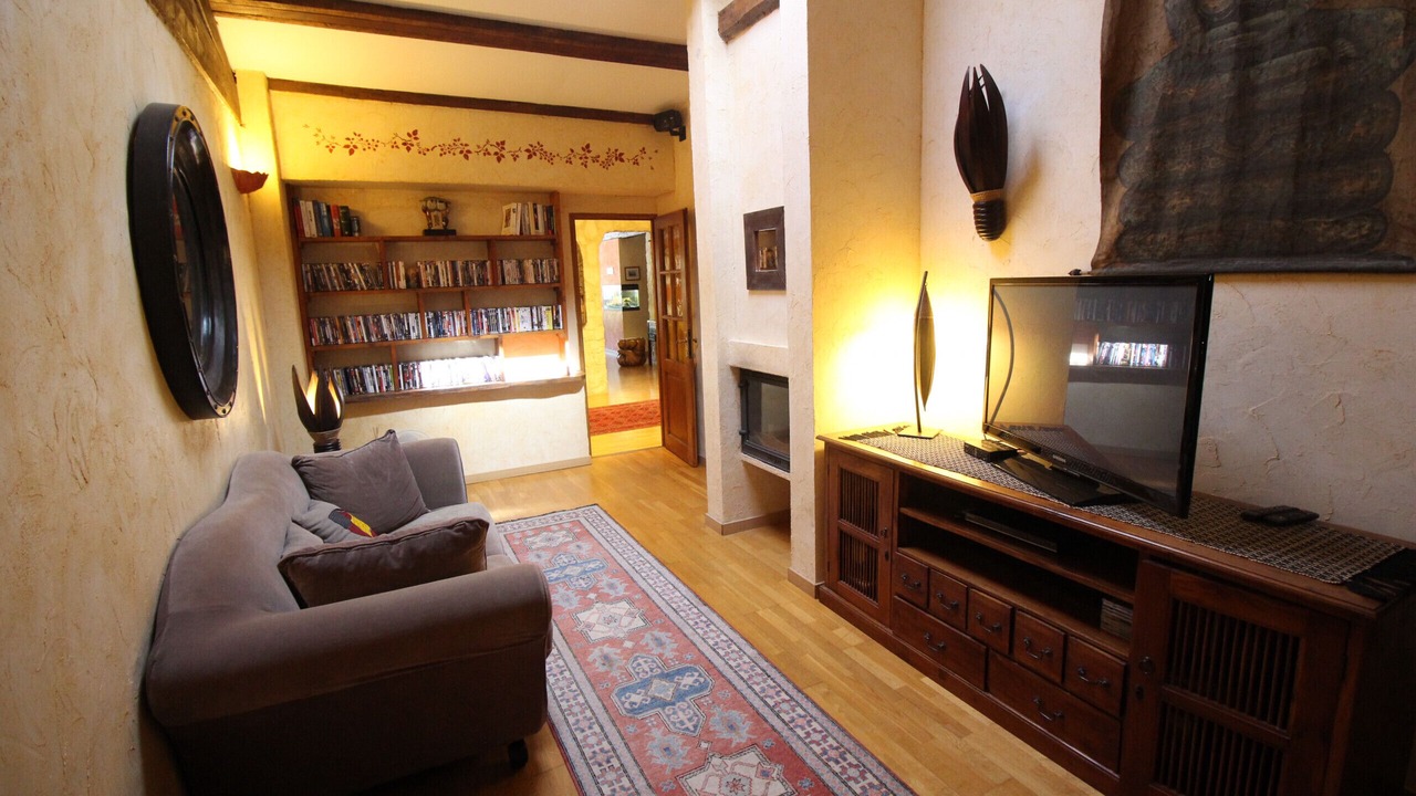 Photo of Livingroom in Eguilles