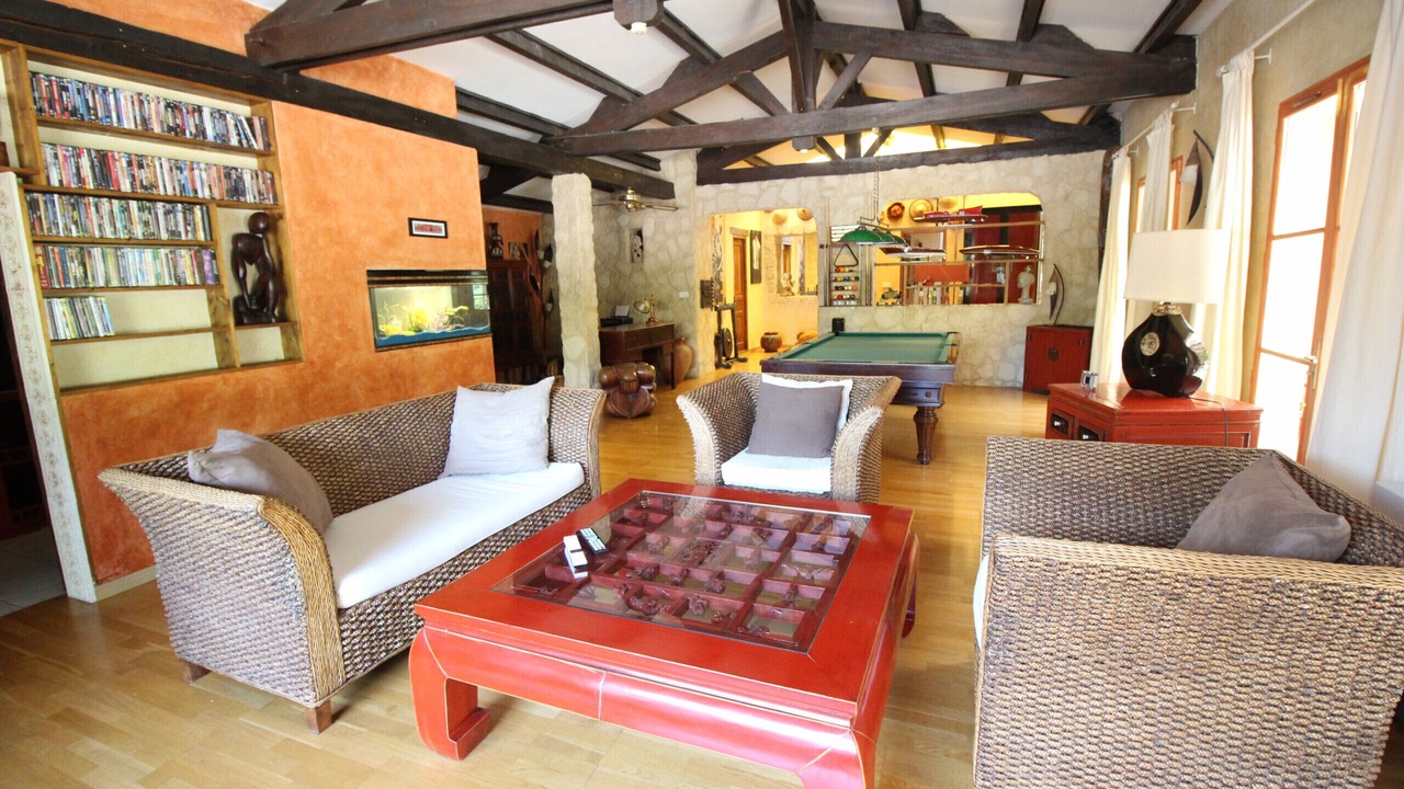 Photo of Livingroom in Eguilles
