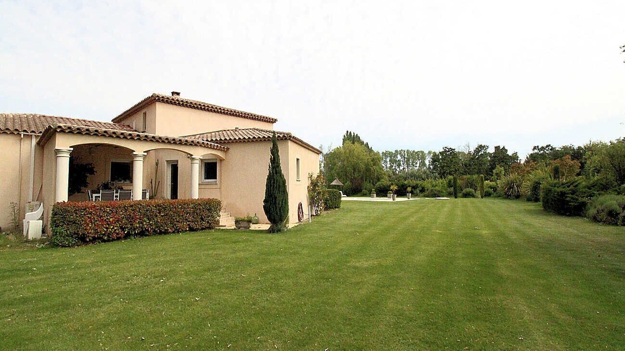 Photo of Outdoor in Istres