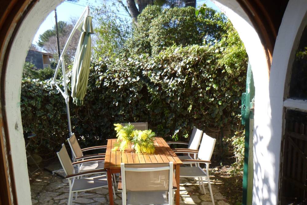 Photo of Patio Balcony in Les Lecques
