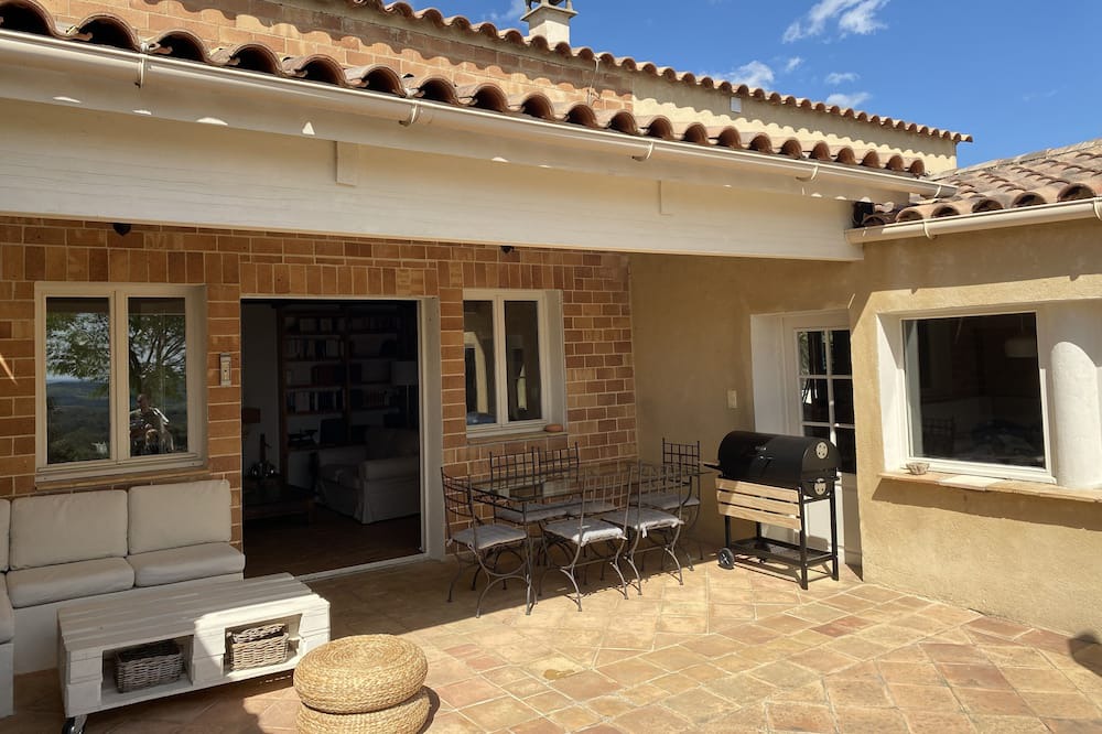 Photo of Patio Balcony in Aigaliers
