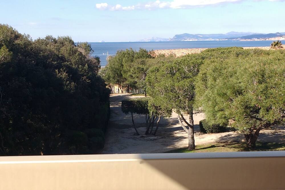 Photo of Patio Balcony in Six-Fours-les-Plages