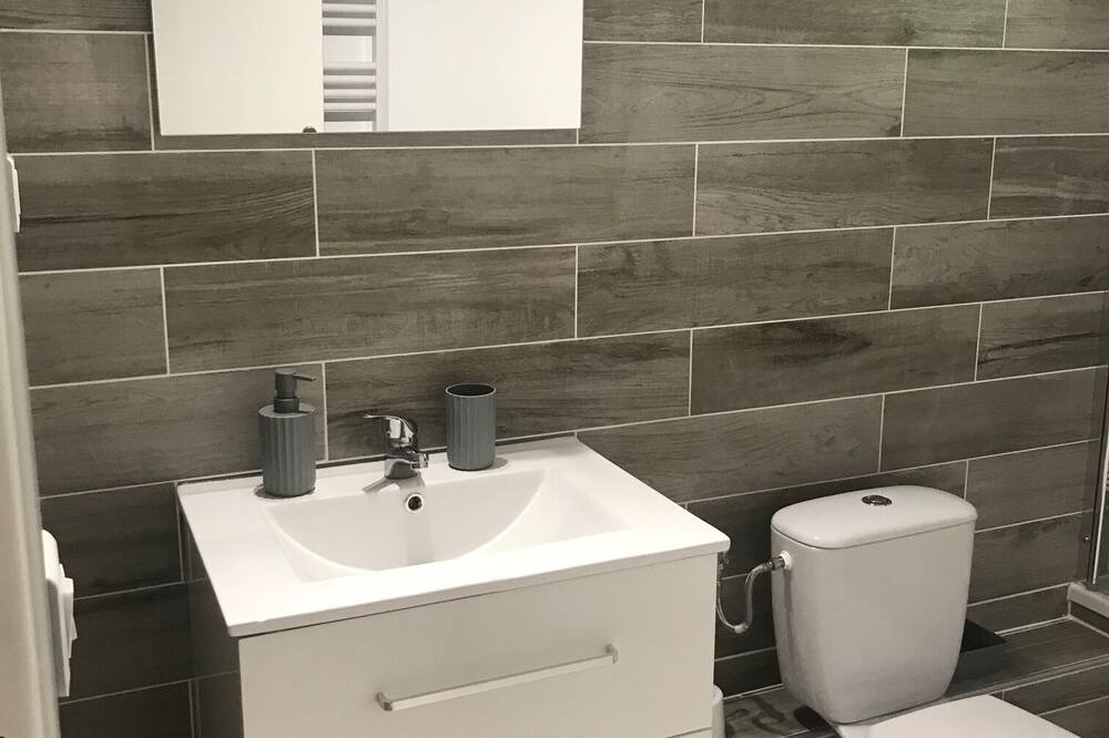 Photo of Bathroom in Gap