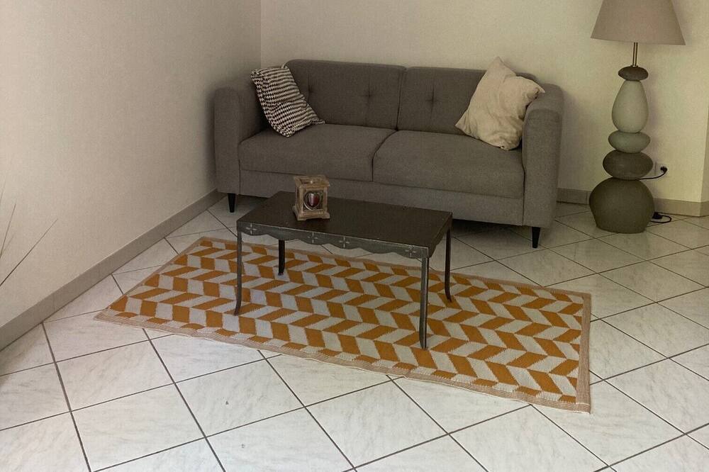 Photo of Livingroom in Gap