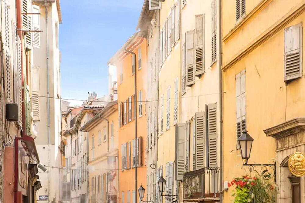 Photo of Outdoor in Tourrettes