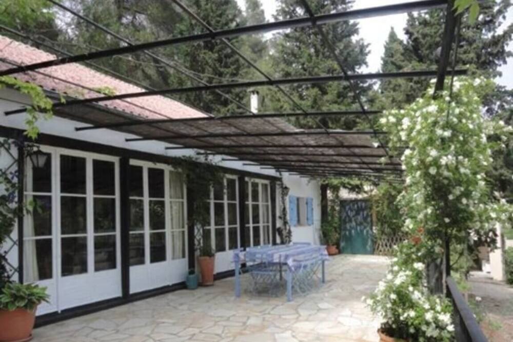 Photo of Patio Balcony in Tourrettes