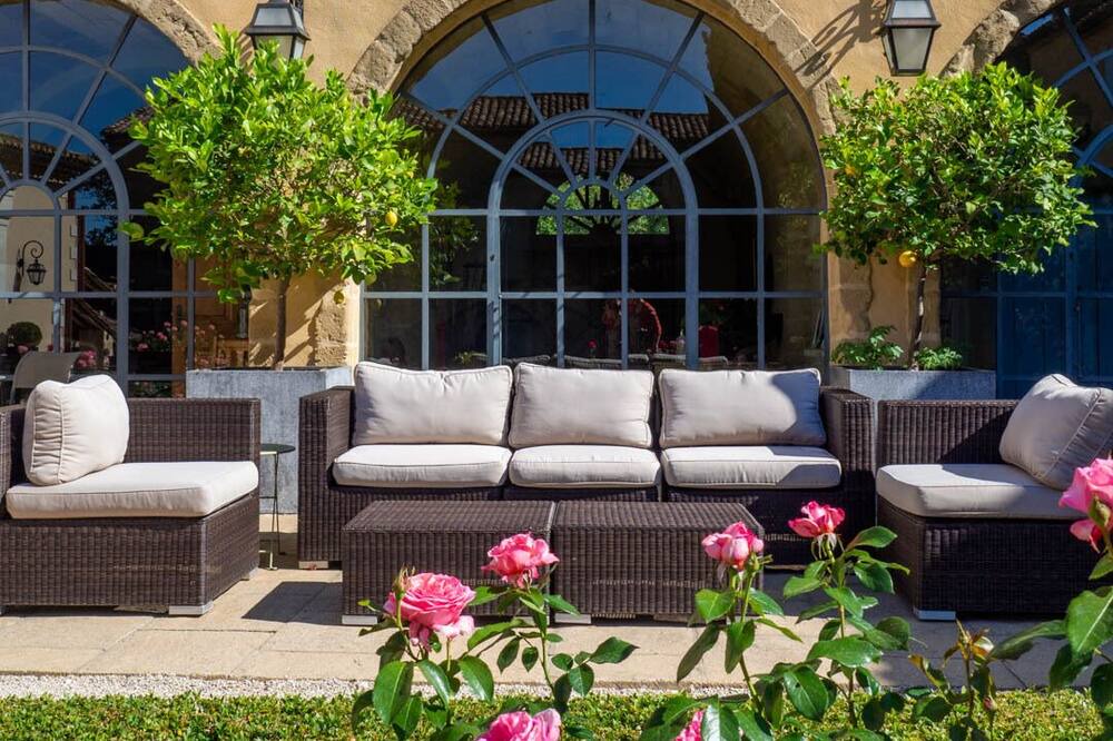 Photo of Outdoor in Montaren-et-Saint-Mediers