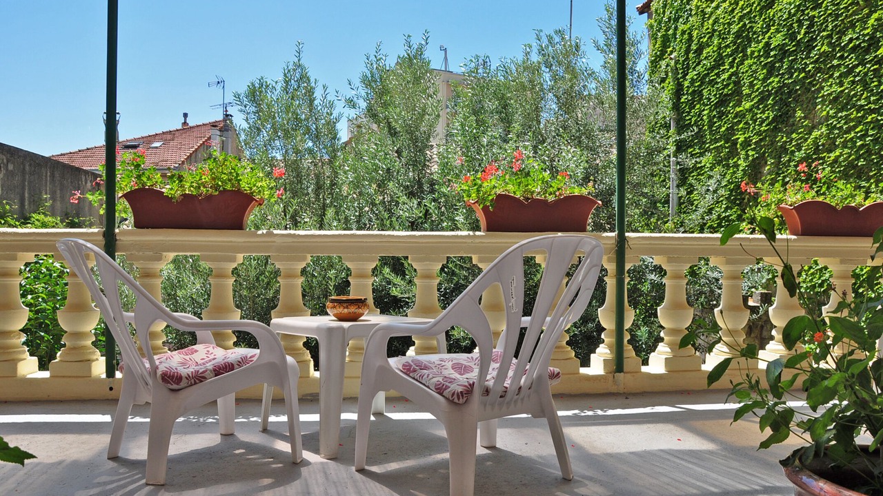 Photo of Patio Balcony in Salon-de-Provence