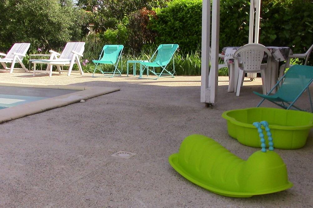Photo of Outdoor in Alignan-du-Vent