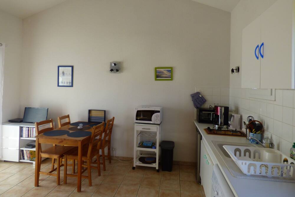 Photo of Kitchen in Alignan-du-Vent