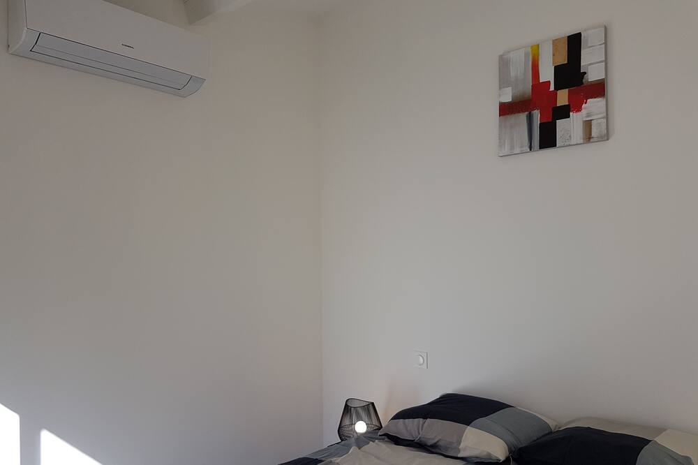 Photo of Bedroom in St.-Remy-de-Provence