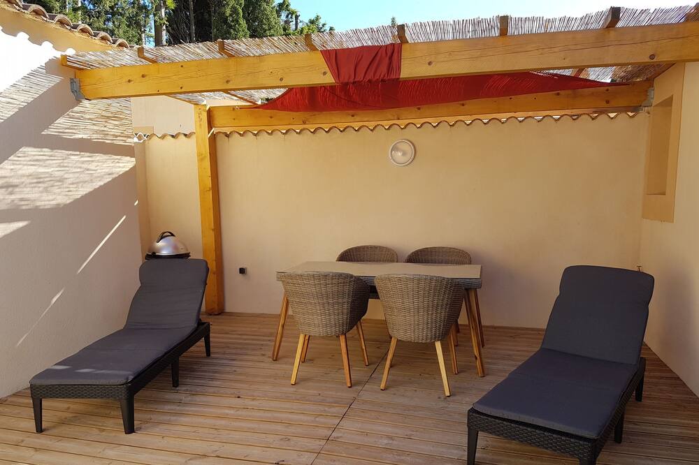 Photo of Patio Balcony in St.-Remy-de-Provence