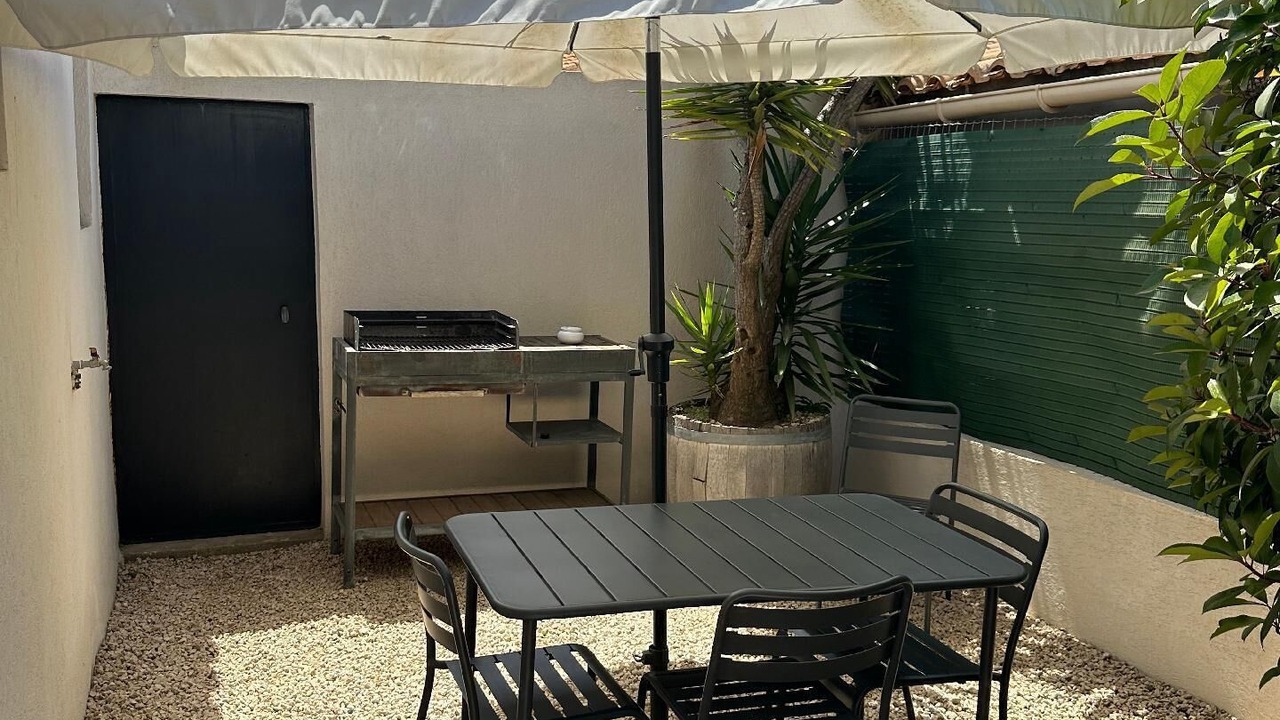 Photo of Outdoor in Istres