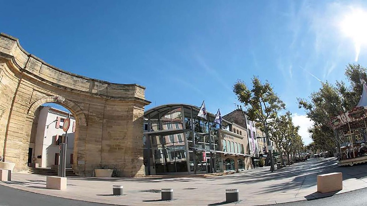 Photo of Others in Istres