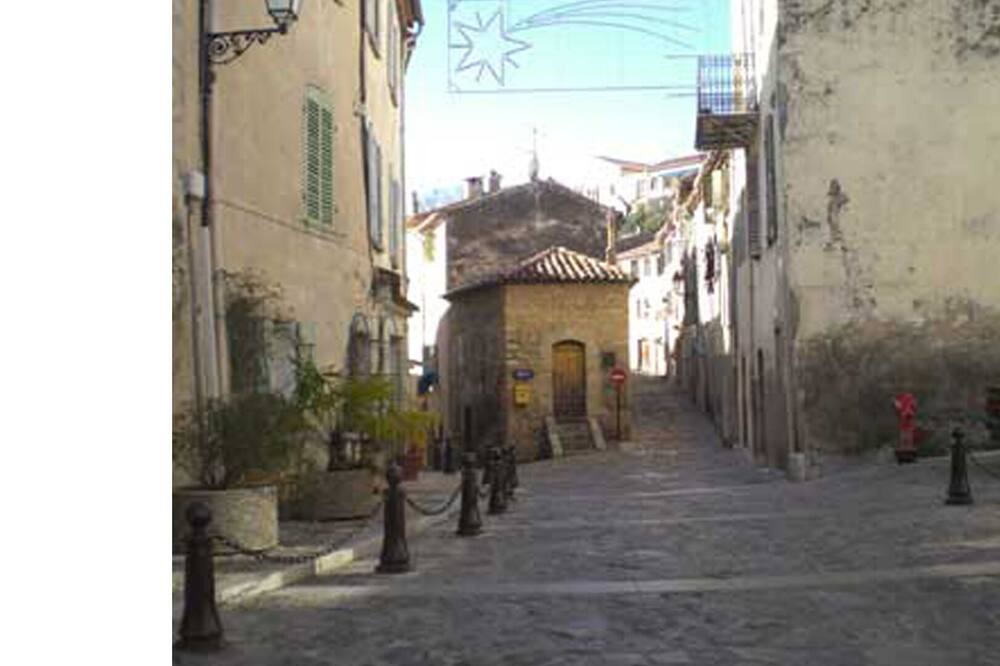 Photo of Outdoor in Tourrettes