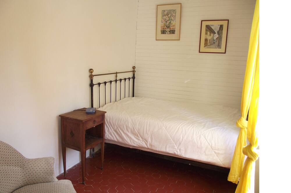 Photo of Bedroom in Tourrettes