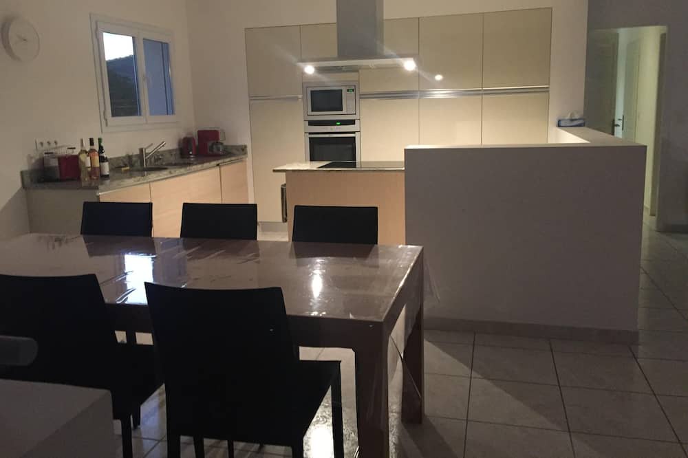 Photo of Kitchen in Neffies