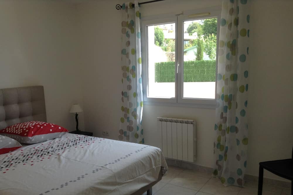 Photo of Bedroom in Neffies