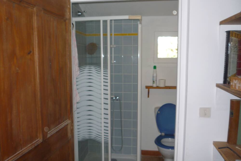 Photo of Bathroom in Bonnieux