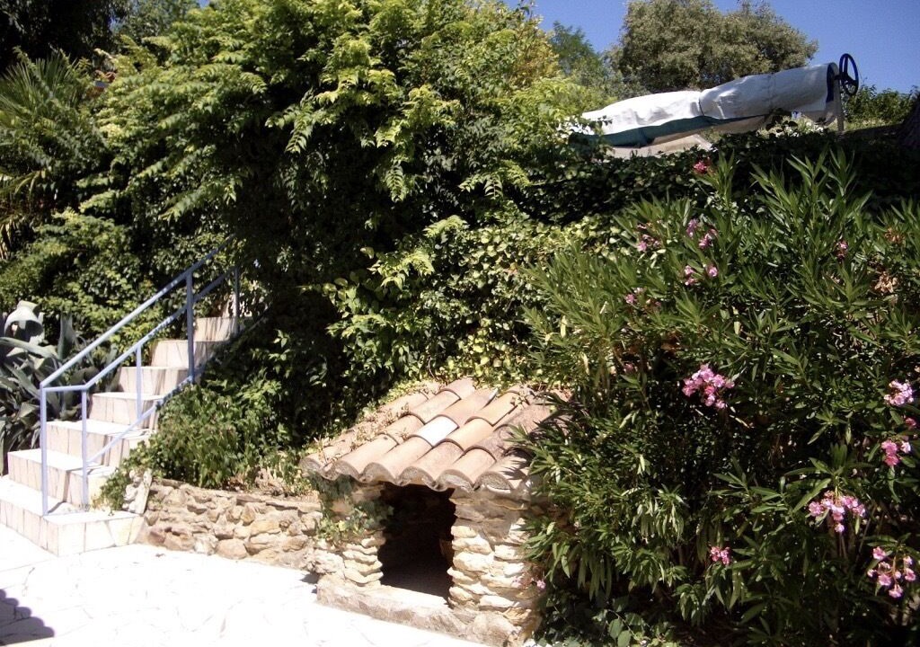 Photo of Outdoor in Saint-Quentin-la-Poterie