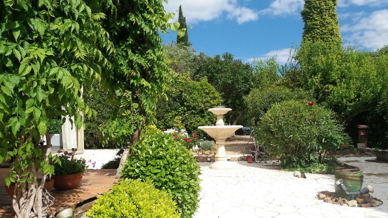 Photo of Outdoor in Saint-Quentin-la-Poterie