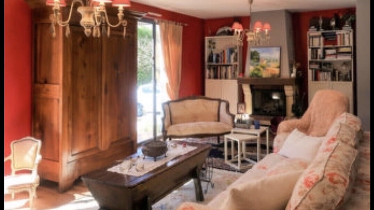 Photo of Livingroom in Saint-Quentin-la-Poterie