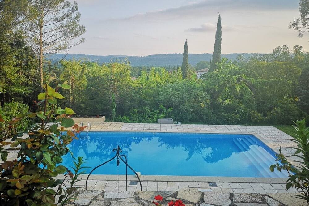Photo of Outdoor in Montauroux