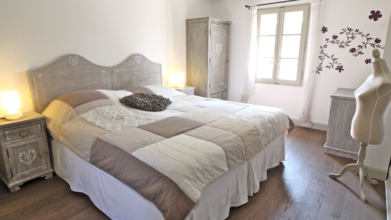 Photo of Bedroom in Eygalieres