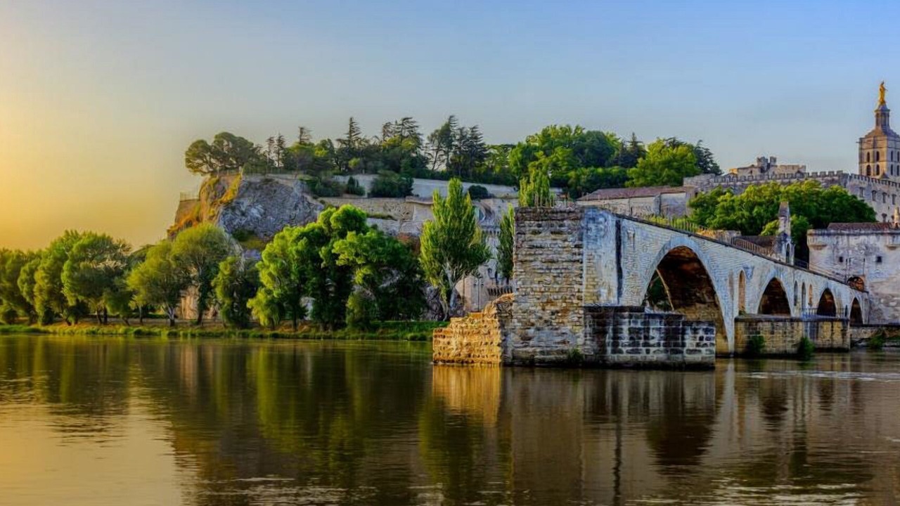 Photo of Others in Avignon