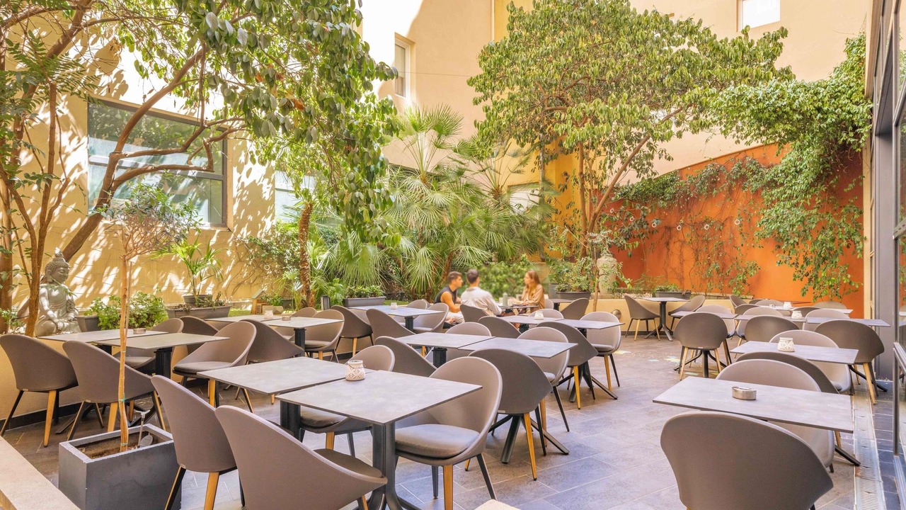 Photo of Outdoor in Carnot