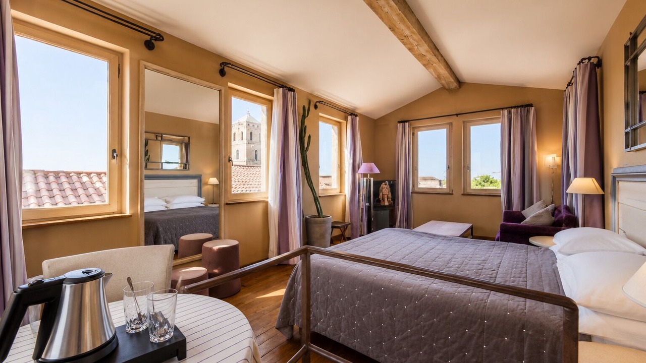 Photo of Bedroom in Arles City Centre