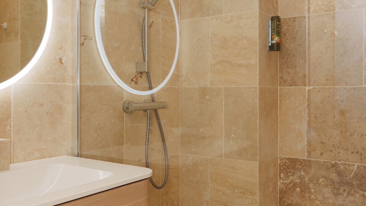 Photo of Bathroom in Maussane