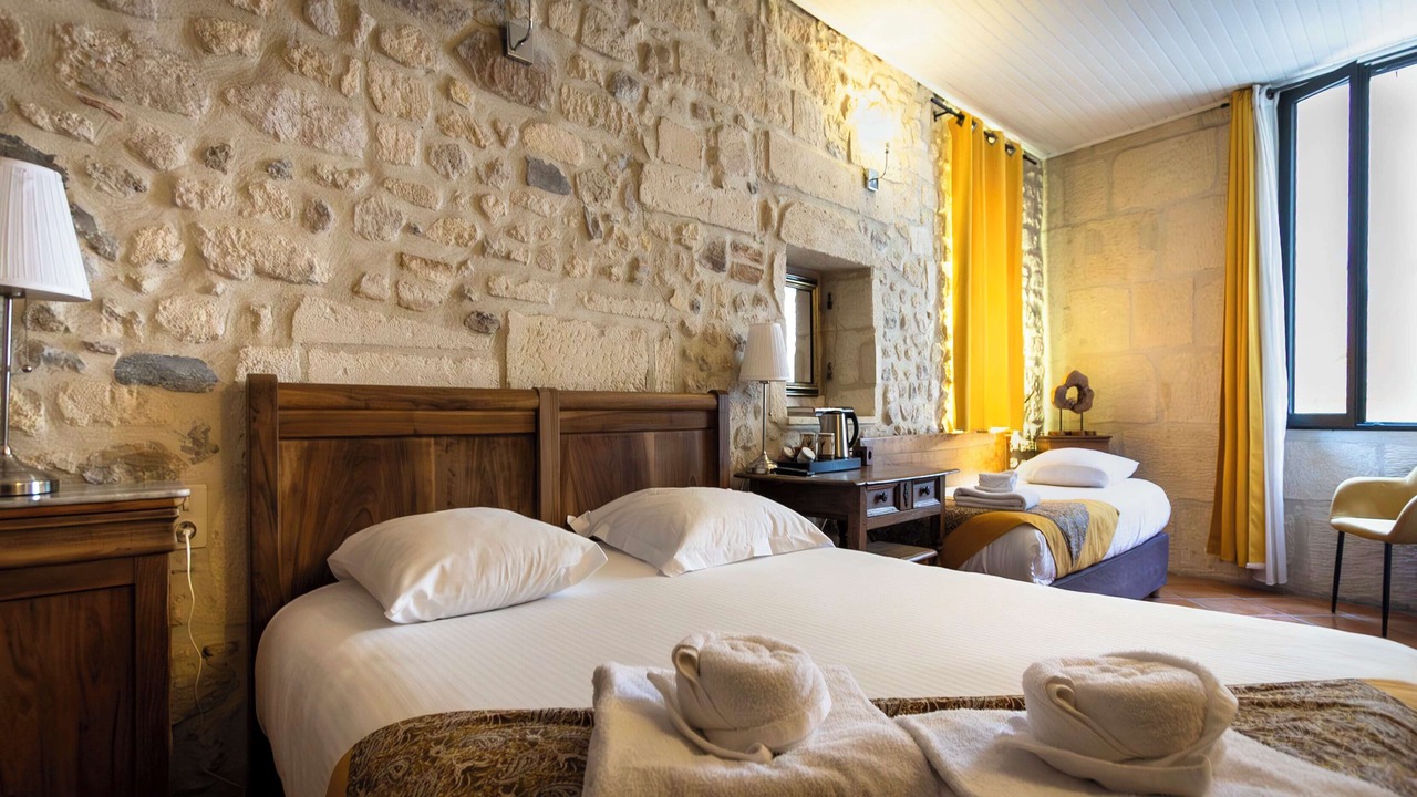 Photo of Bedroom in Arles City Centre